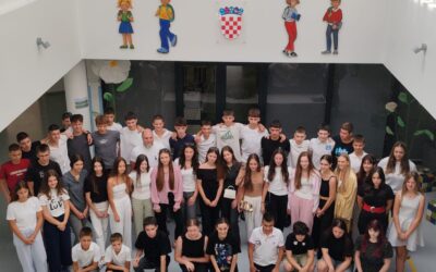 Svečana podjela svjedodžbi učenicima osmih razreda