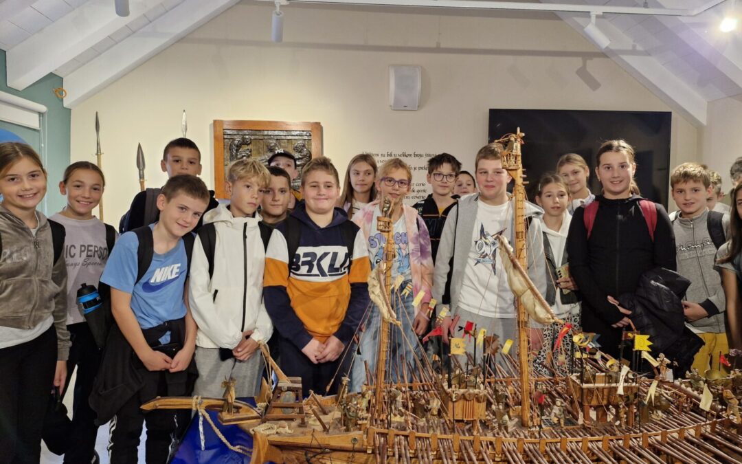 U korak s poviješću – naši petaši na Korčuli!